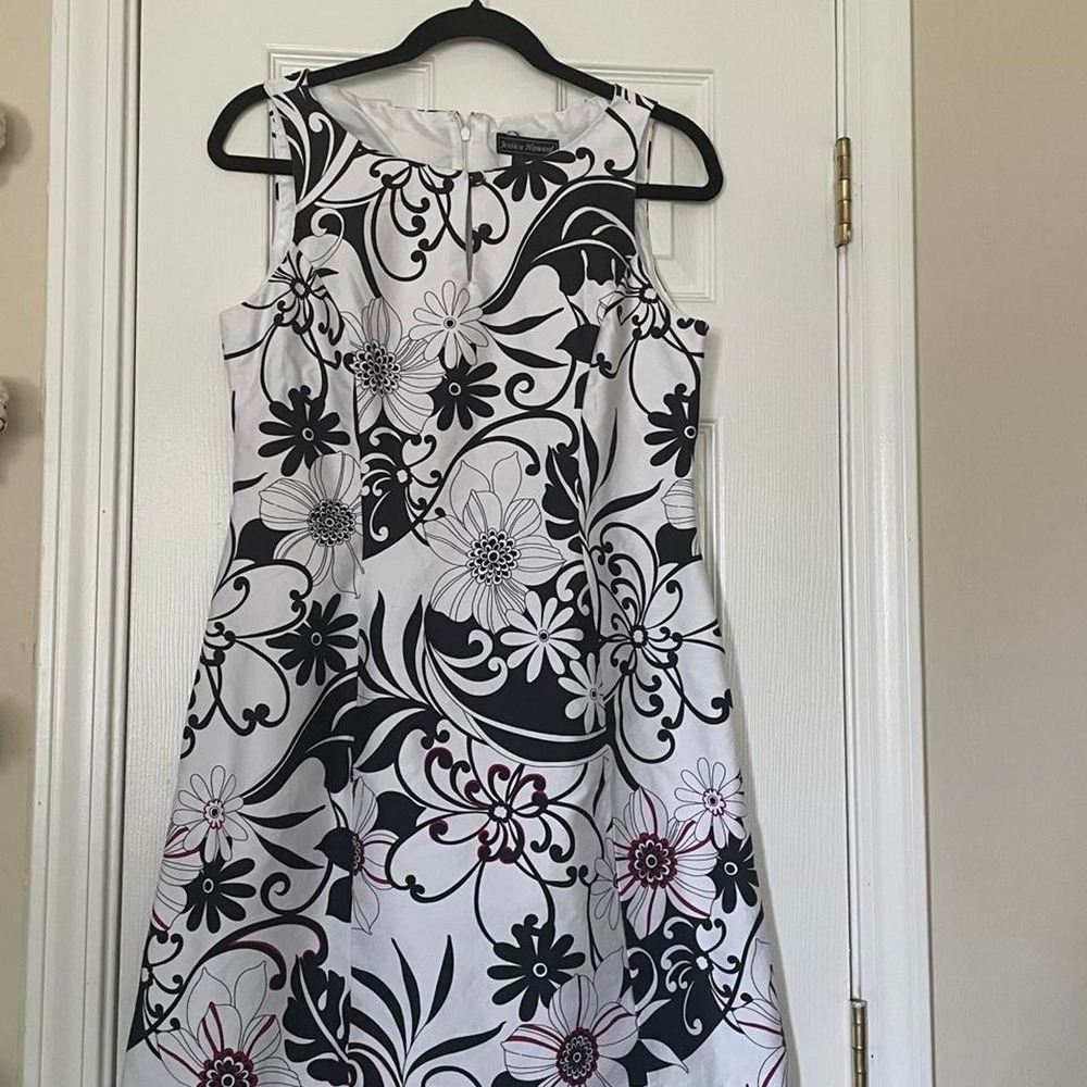 Jessica Howard black and white floral print dress
